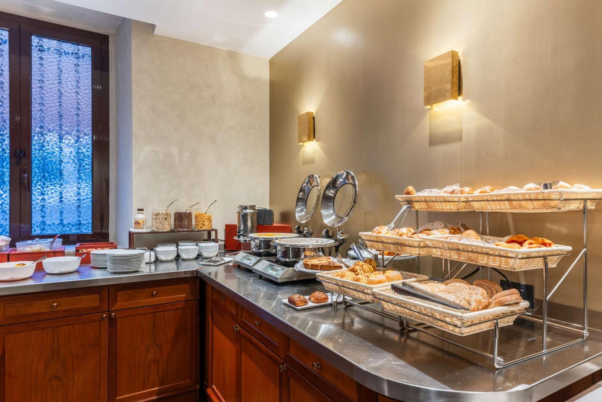 Raffaello - Sure Collection By Western Hotel