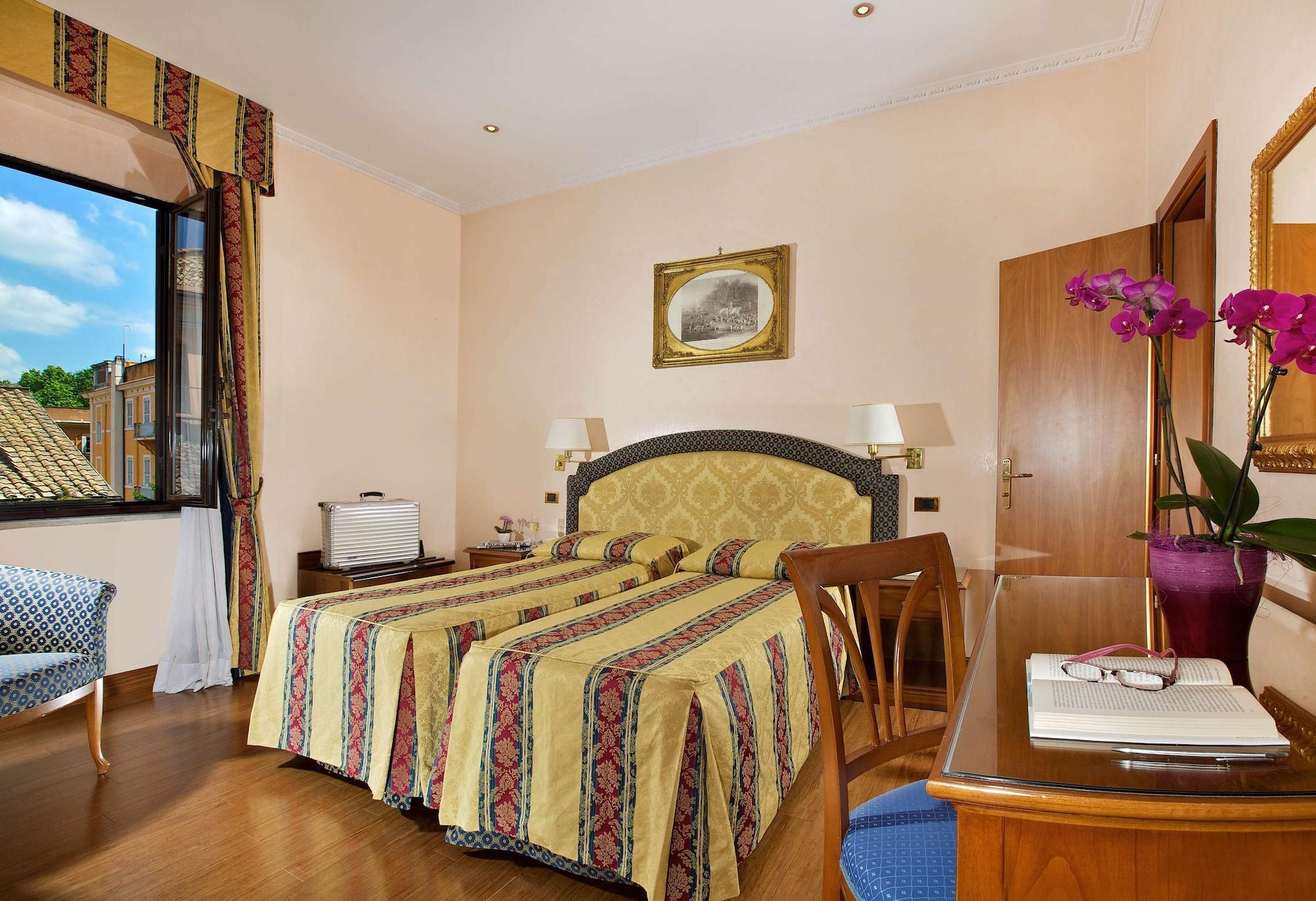 Raffaello Hotel