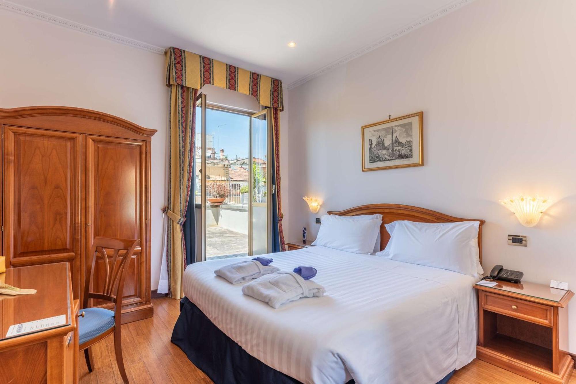 Hotel Raffaello 3*