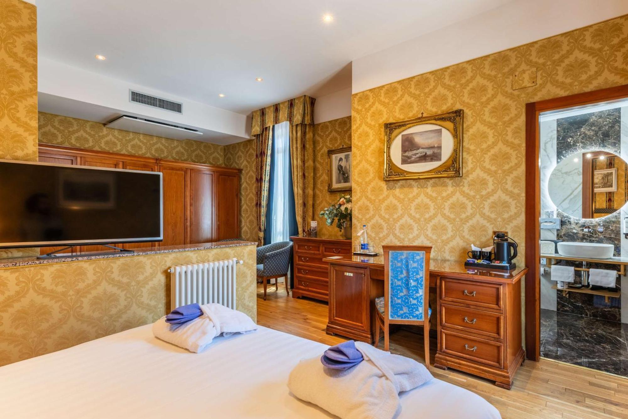 Hotel Raffaello Roma